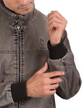 Chamarra HPC Polo impermeable con bolsillos para hombre