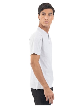 Playera Quarry cuello henley para hombre