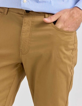 Pantalón chino slim Izod para hombre