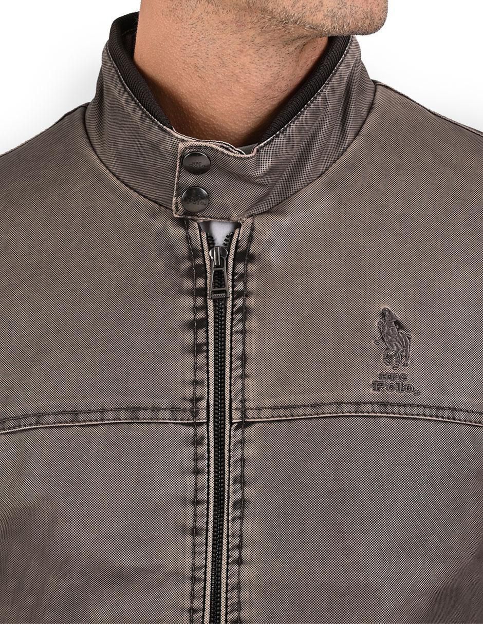 Chamarra impermeable con bolsillos para hombre 4