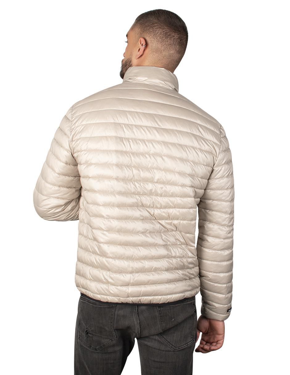 Chamarra con bolsillos para hombre 5