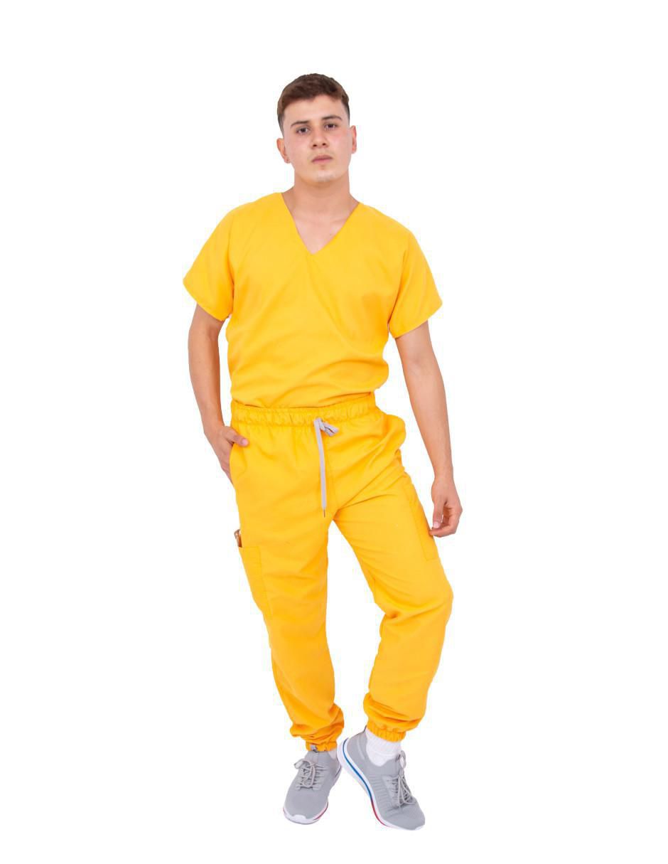 Uniforme estilo ajustado para hombre
