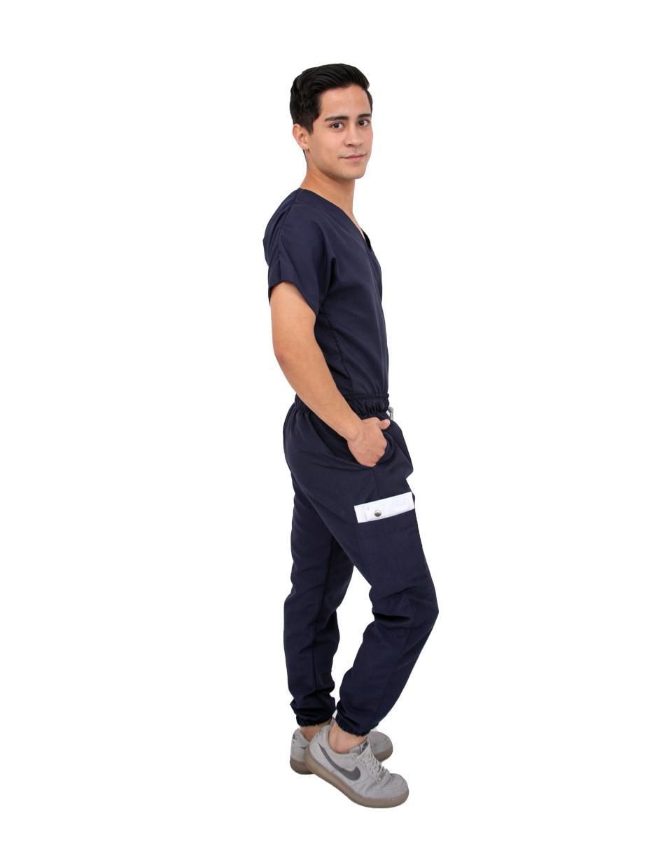 Uniforme estilo ajustado para hombre 3