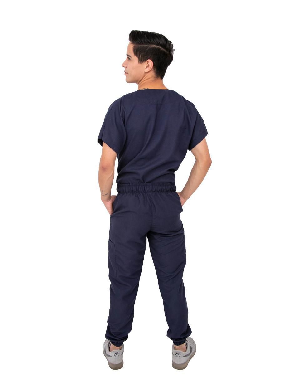 Uniforme estilo ajustado para hombre 5