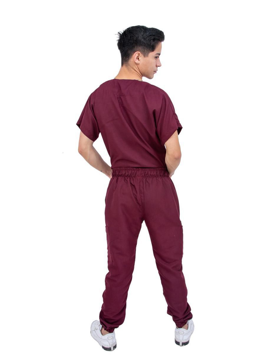 Uniforme estilo ajustado para hombre 5