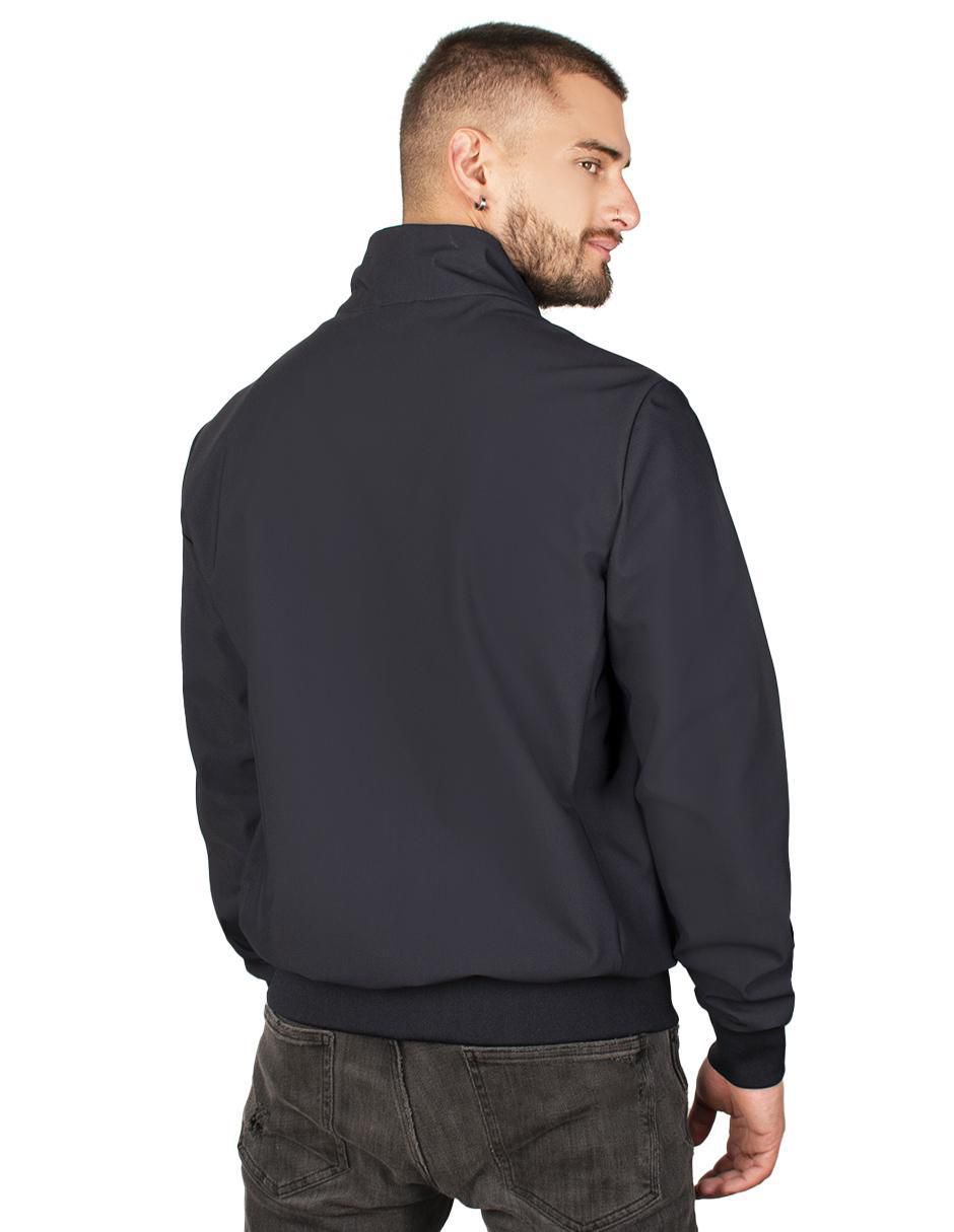 Chamarra con bolsillos para hombre 4