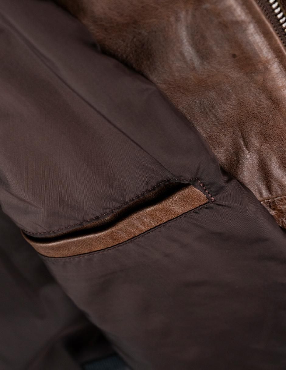Chamarra acolchada de piel para hombre 4