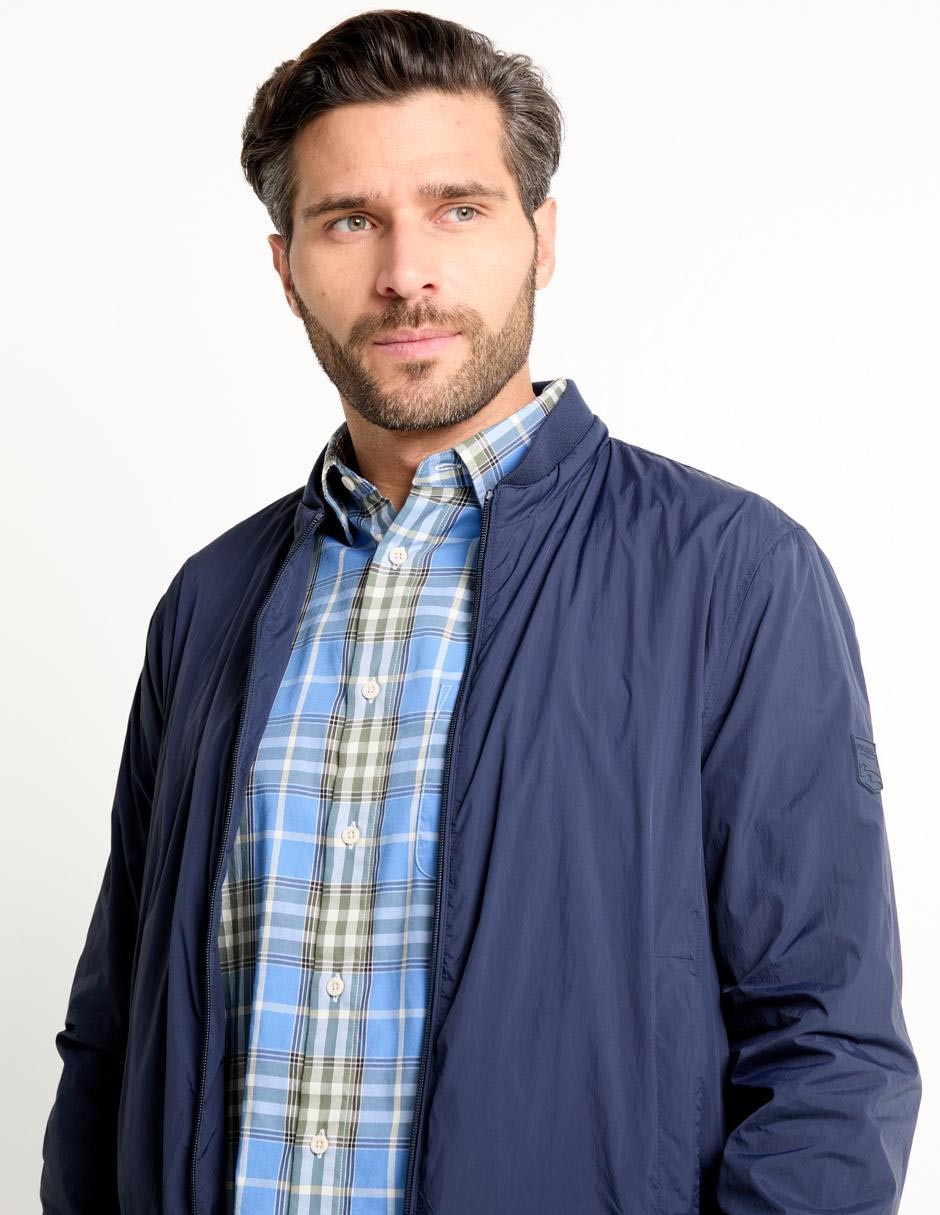 Chamarra bomber con bolsillos para hombre 4