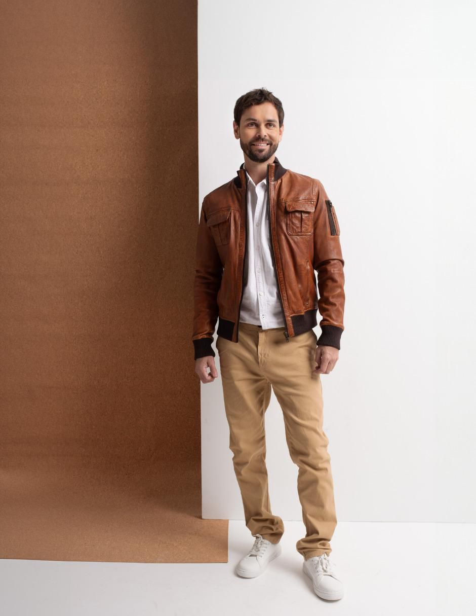 Chamarra bomber impermeable de piel cuello con cierre para hombre 6