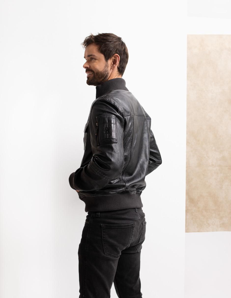 Chamarra bomber impermeable de piel cuello con cierre para hombre 8