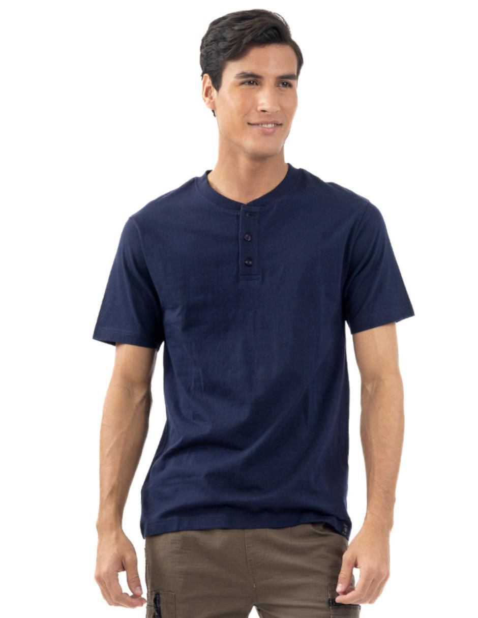 Playera cuello henley para hombre 4