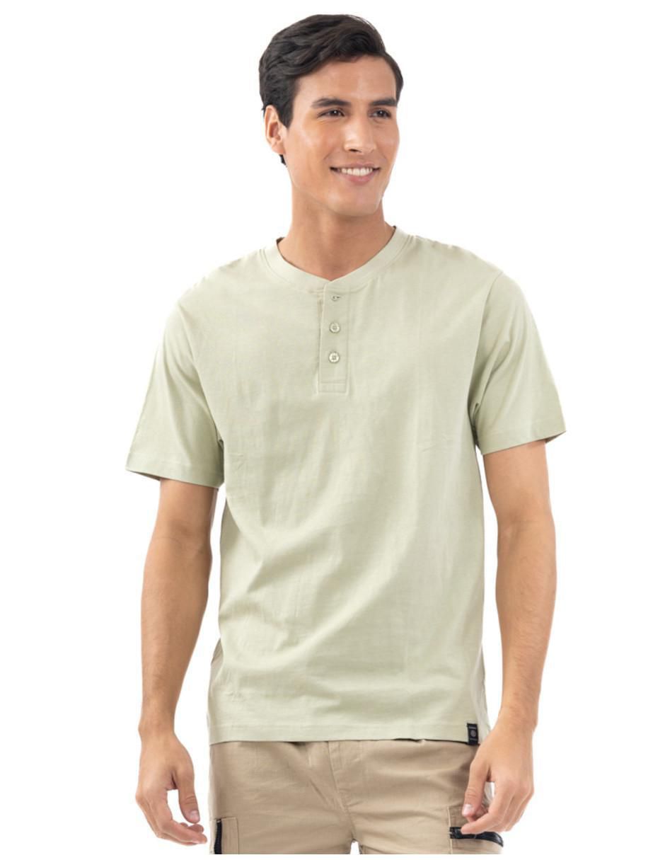 Playera cuello henley para hombre 6