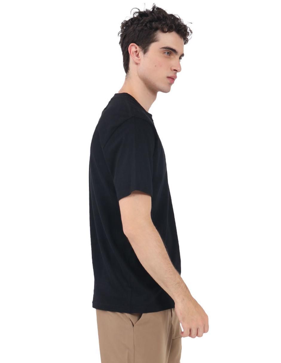 Set playera cuello redondo para hombre 5