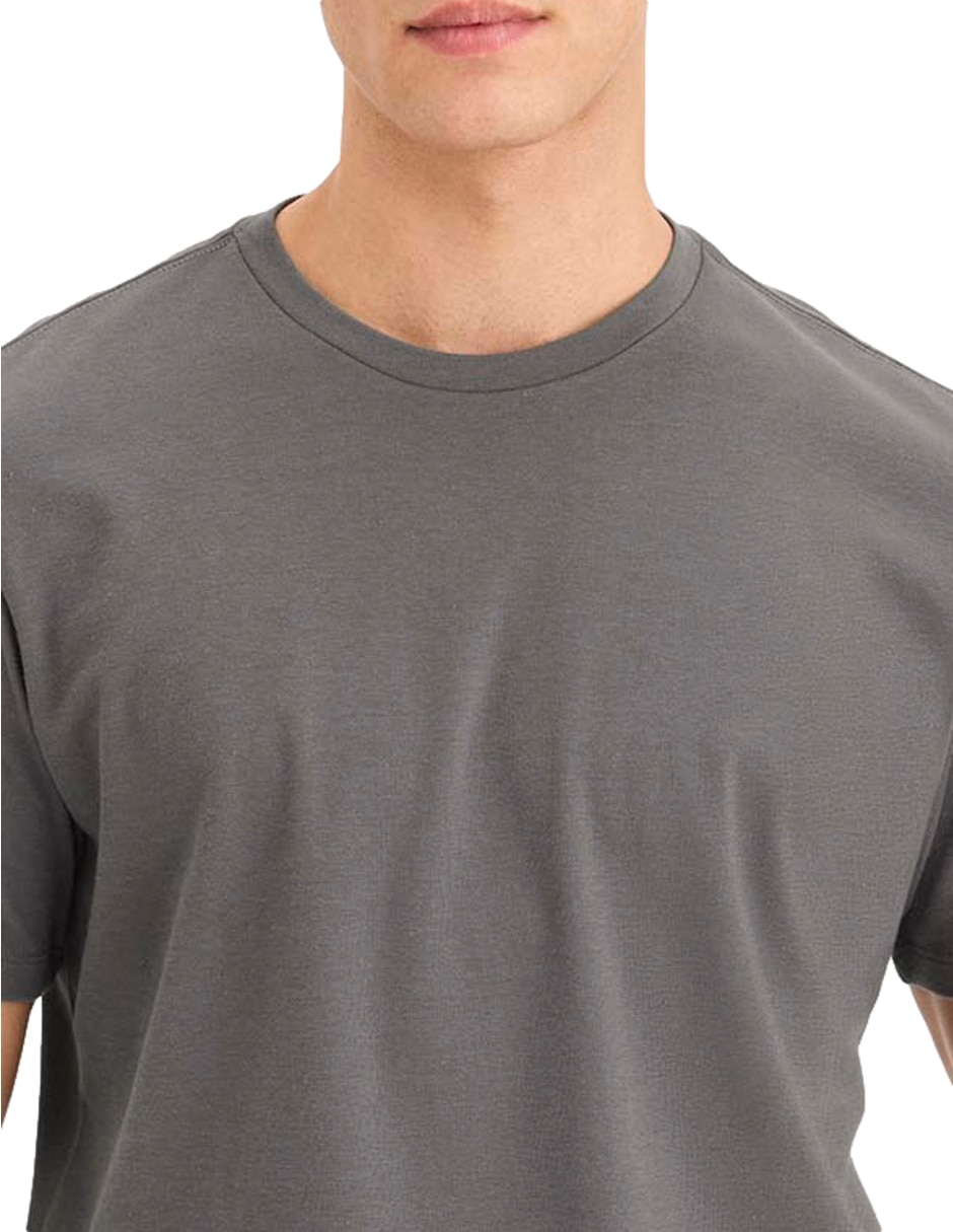 Playera cuello redondo para hombre 4