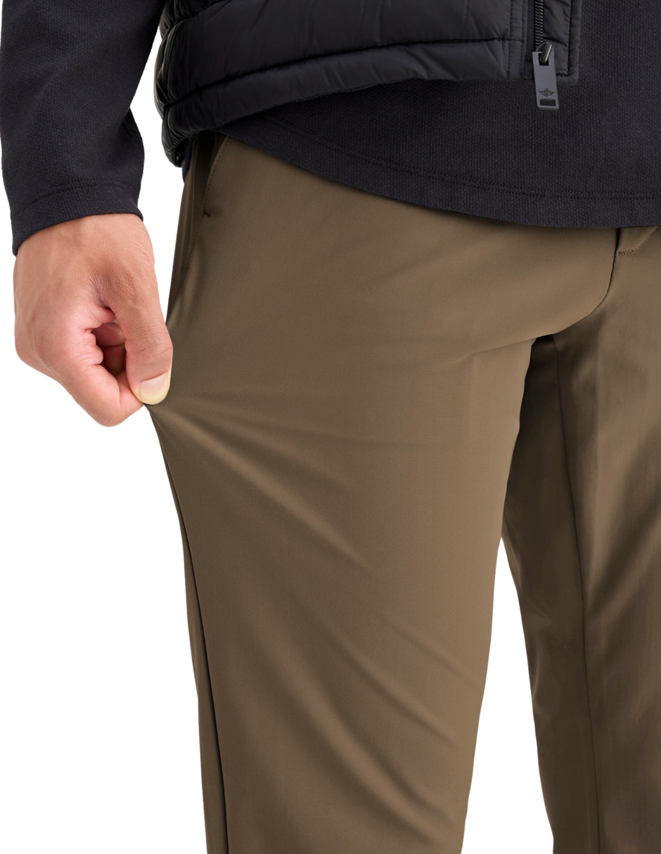 Pantalón casual regular slim para hombre 5