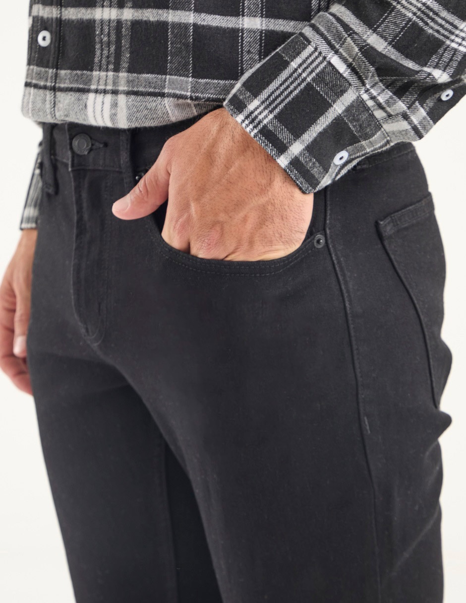 Jeans straight lavado obscuro para hombre 4