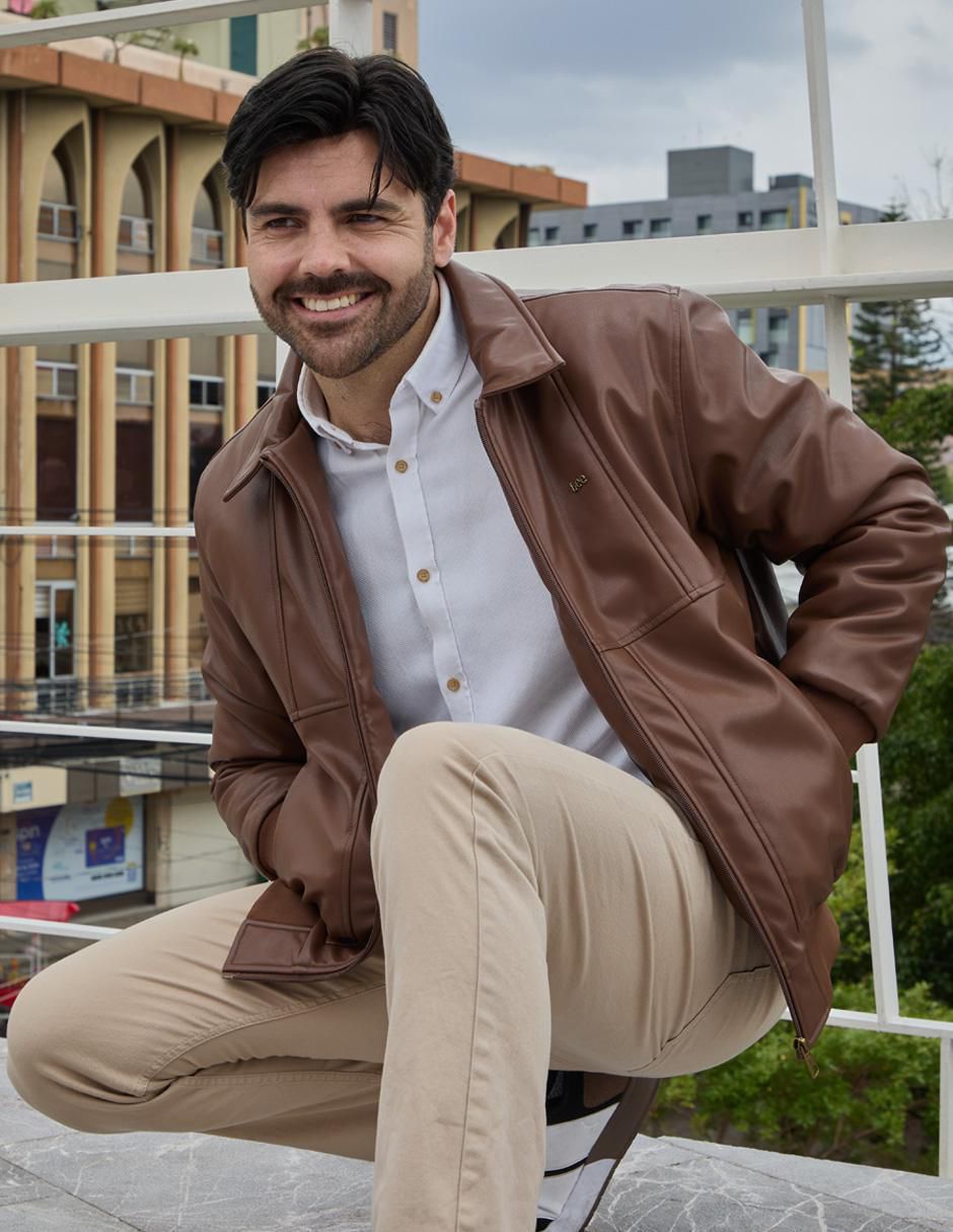 Chamarra bomber con bolsillos para hombre 8