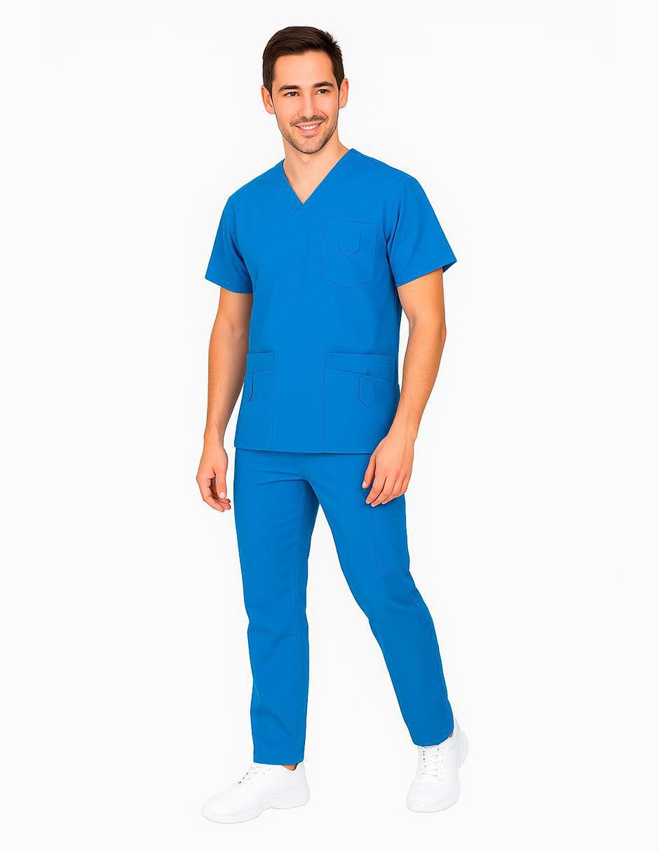 Uniforme estilo relajado para hombre