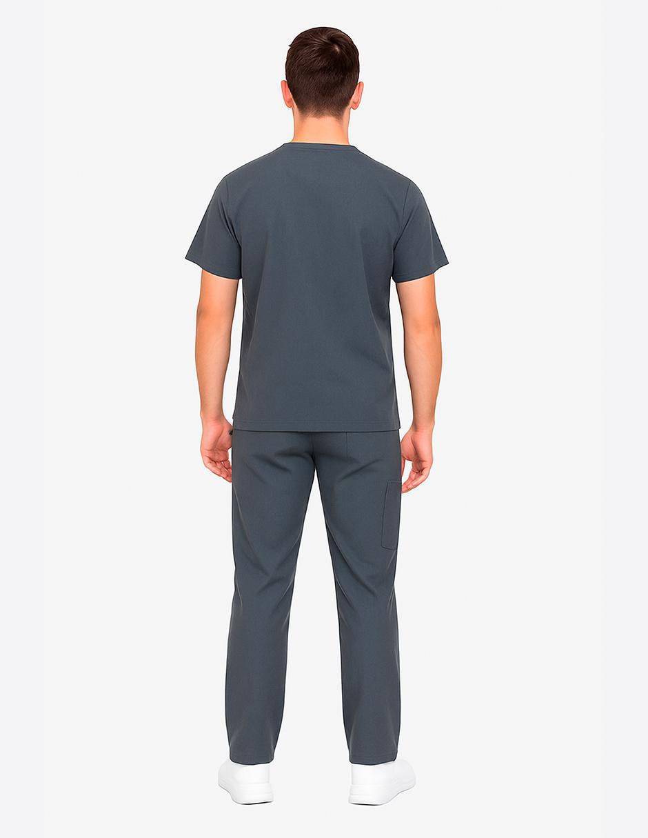 Uniforme estilo relajado para hombre 3