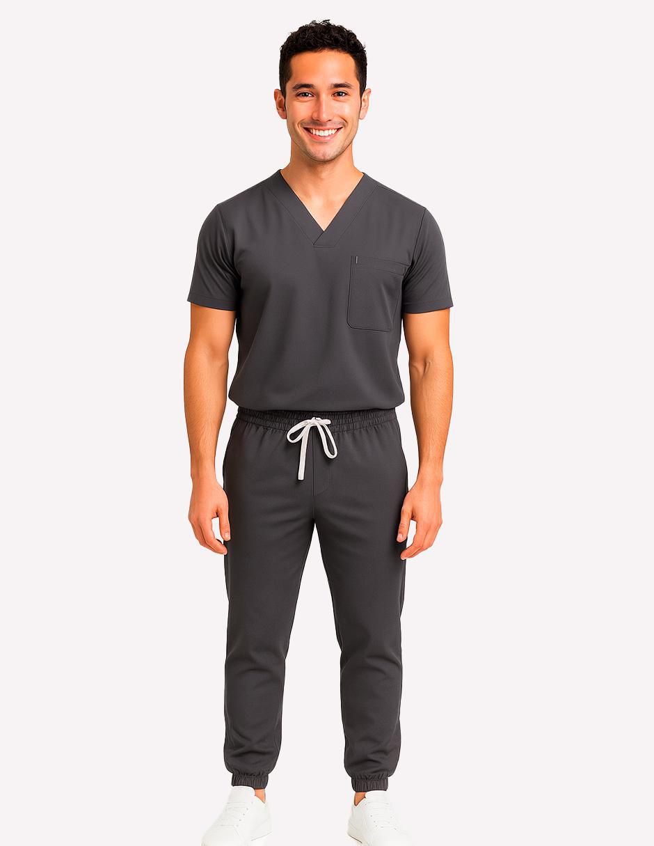 Uniforme estilo relajado para hombre