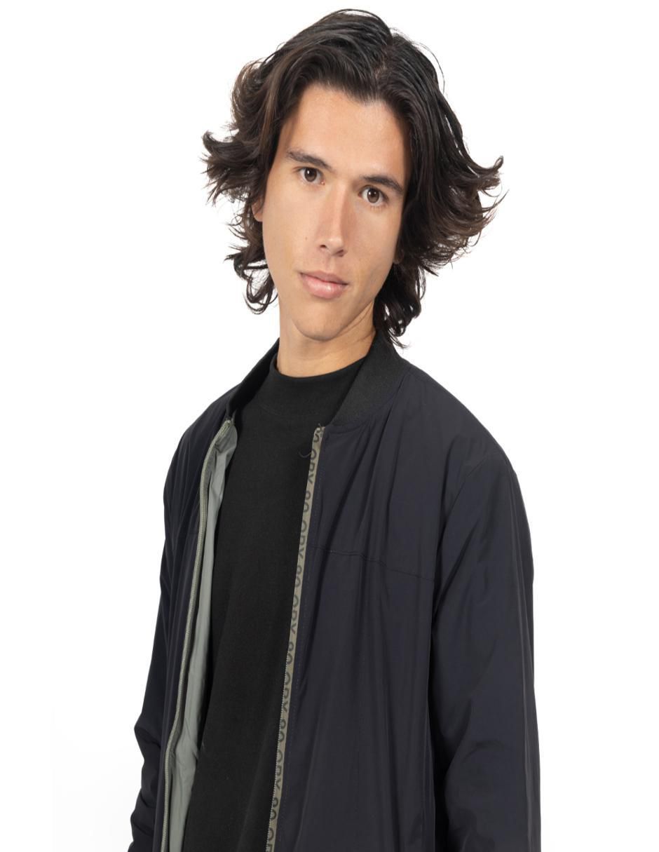 Chamarra bomber con bolsillos para hombre 5