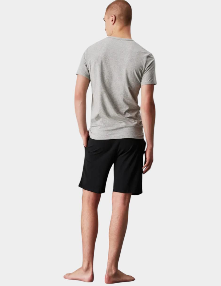 Set camiseta cuello V para hombre 4